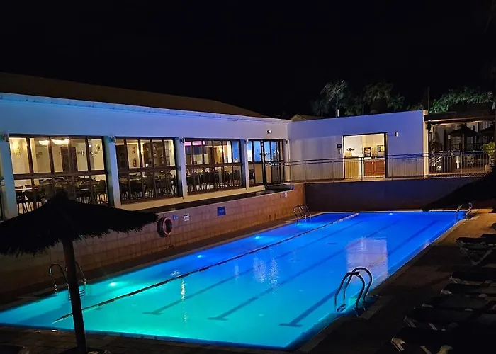 Vista Lobos Flamingo * بلايا بلانكا