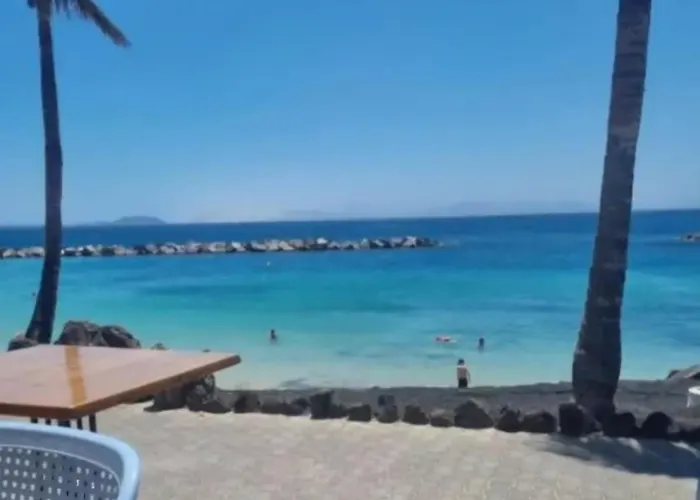 Vista Lobos Flamingo * بلايا بلانكا